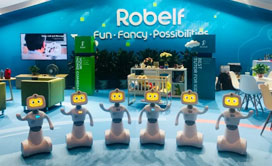 打破机器人服务弊端 Robelf小贝实力抢镜！
